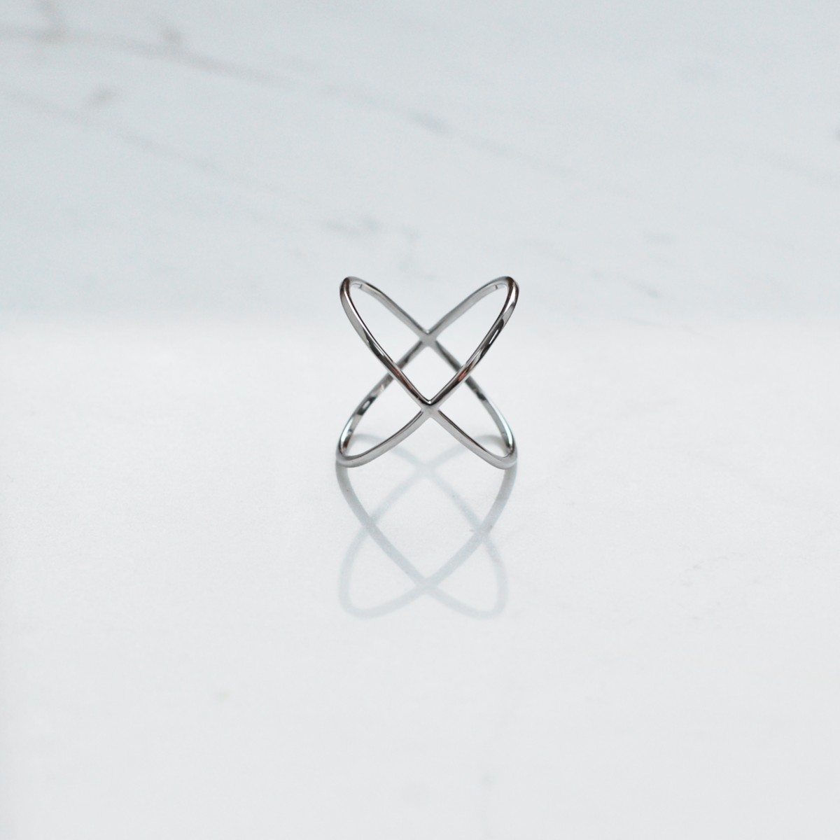 iloveblossom CROSSING OVER RING // silver