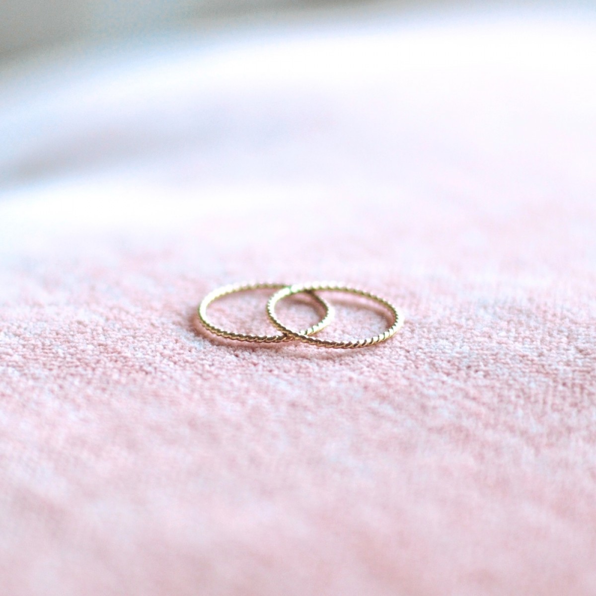 iloveblossom TWIST AND SHOUT RING
