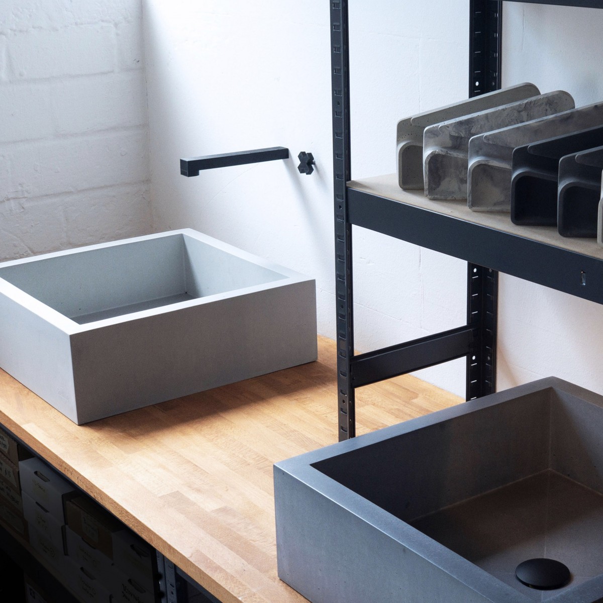 Beton-Waschbecken Serie X47 von Grellroth Design