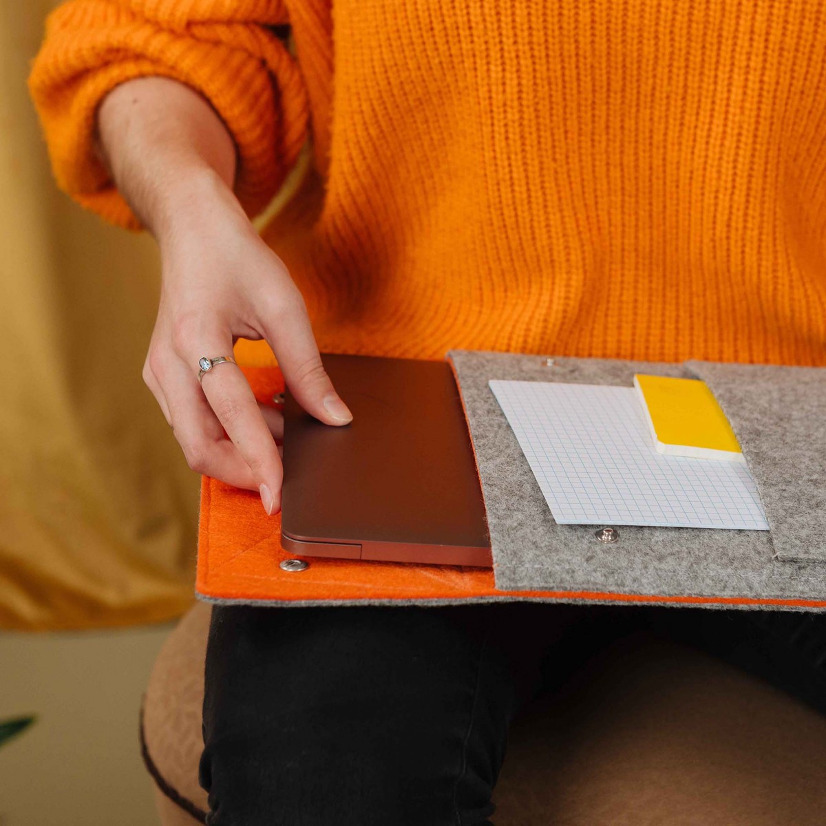 RÅVARE Filzsleeve für Tablets & Laptops von 10″ bis 17″ im skandinavischen Design