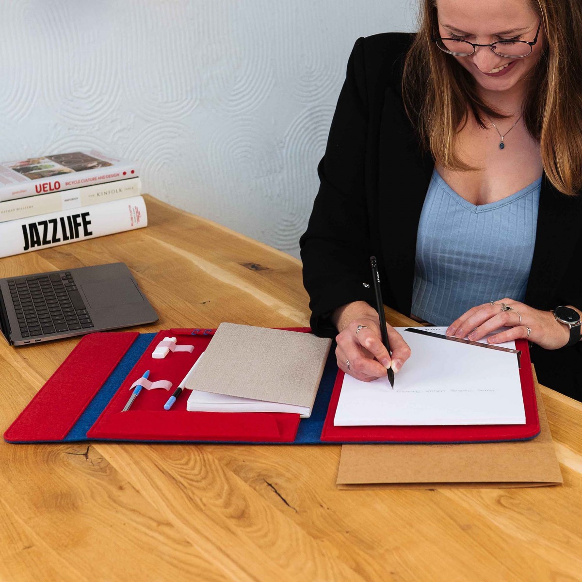 RÅVARE Dokumentenmappe für A4-Block und Notitzbuch, passend für iPad Pro 12,9", 12" MacBook, 13,3" MacBook Air