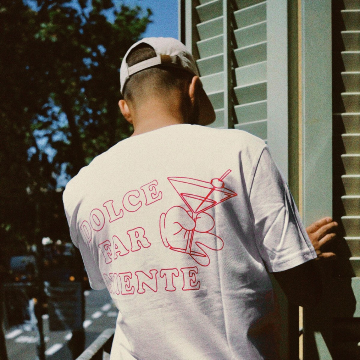 Make Goods – Make Holidays T-Shirt 