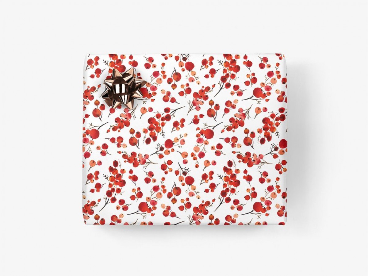 typealive / Geschenkpapier /  Red Berries (gefaltet)