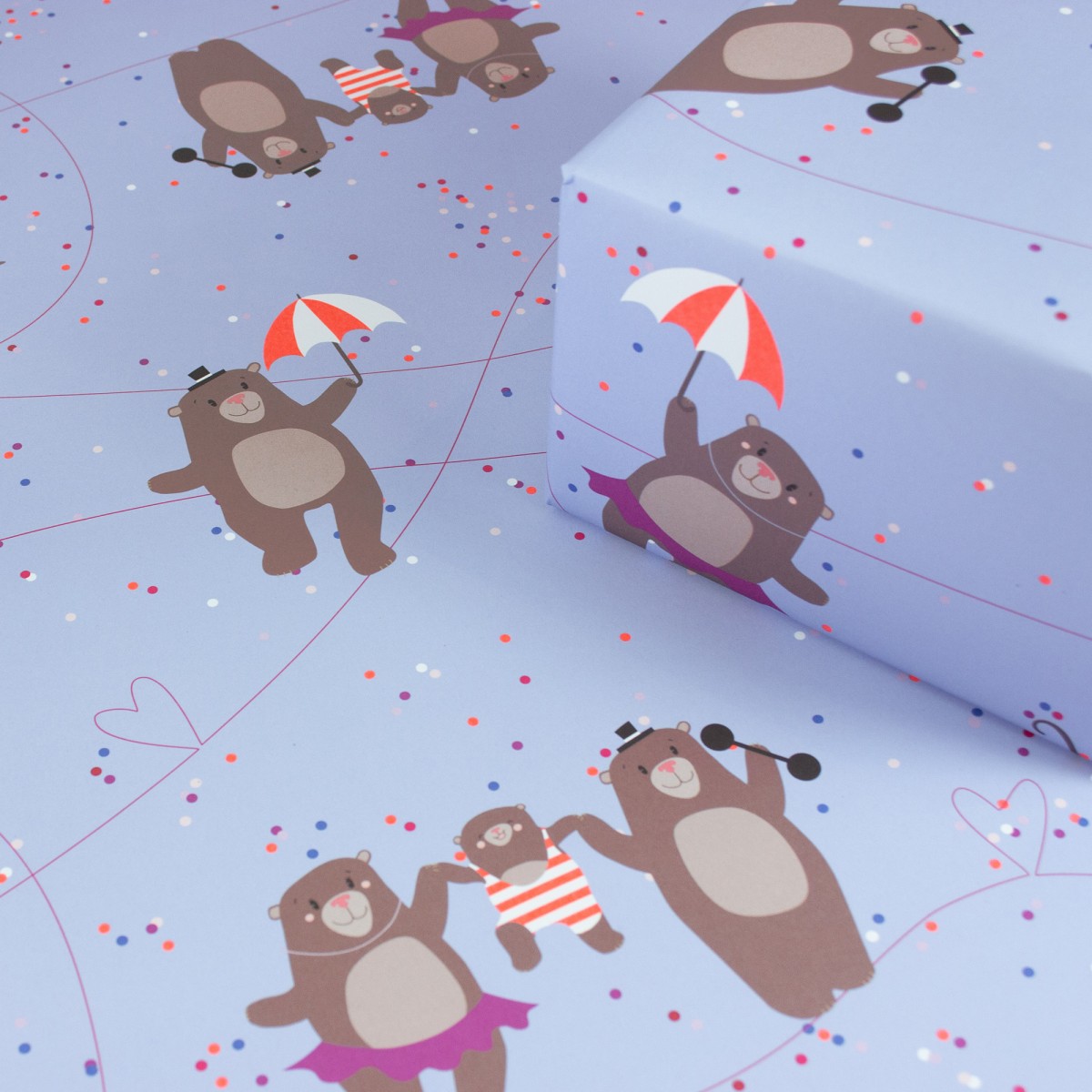 Bow & Hummingbird Geschenkpapier "Circus Bears"