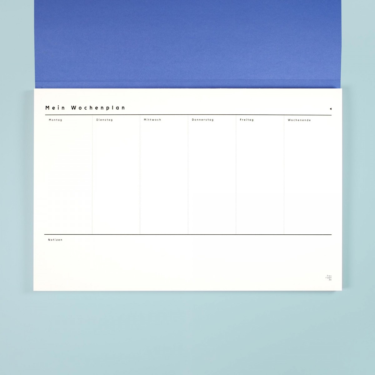 Wochenplaner mit Umschlag / Nr. 07 – blau & nude / frau rippe