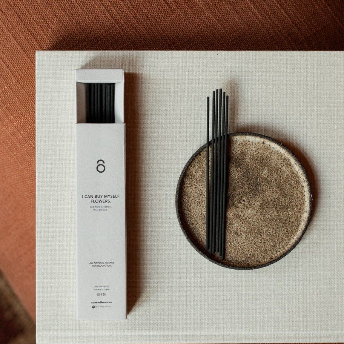 Root & Release: Räucherstäbchen Set Sandelholz Wald Duft Hinoki Pflaumenblüte Palo Santo - noneedformore