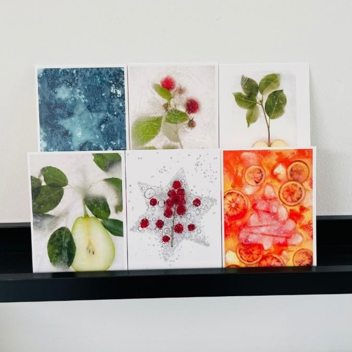 Frozen – Set aus 6 Postkarten mit „gefrorenen“  
weihnachtlichen Motiven von Max Faber