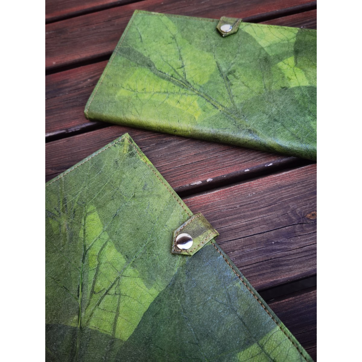 1 x Notizbuch A5 unliniert, Nachhaltiges Journal aus echten Blättern, Tagebuch Blanko, Eco Friendly Sketchbook in grün, Geschenk für Sie & Ihn