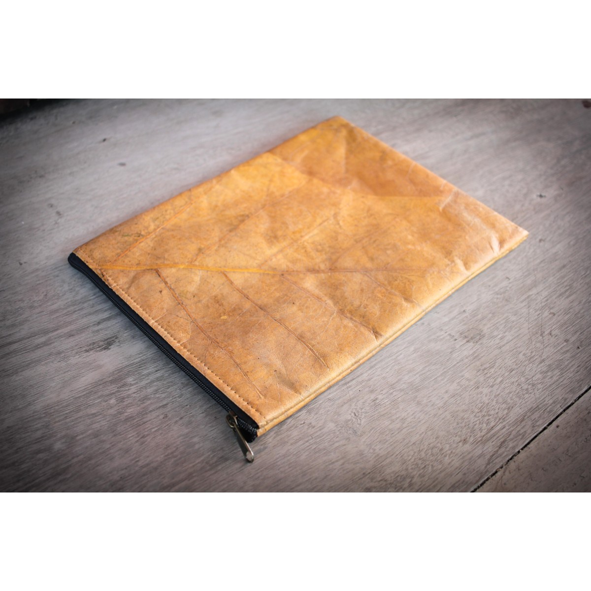 Nachhaltige vegane 15–16 Zoll Laptoptasche aus Blättern, MacBook Hülle – Vegan Leder mit Zipper in gelb
