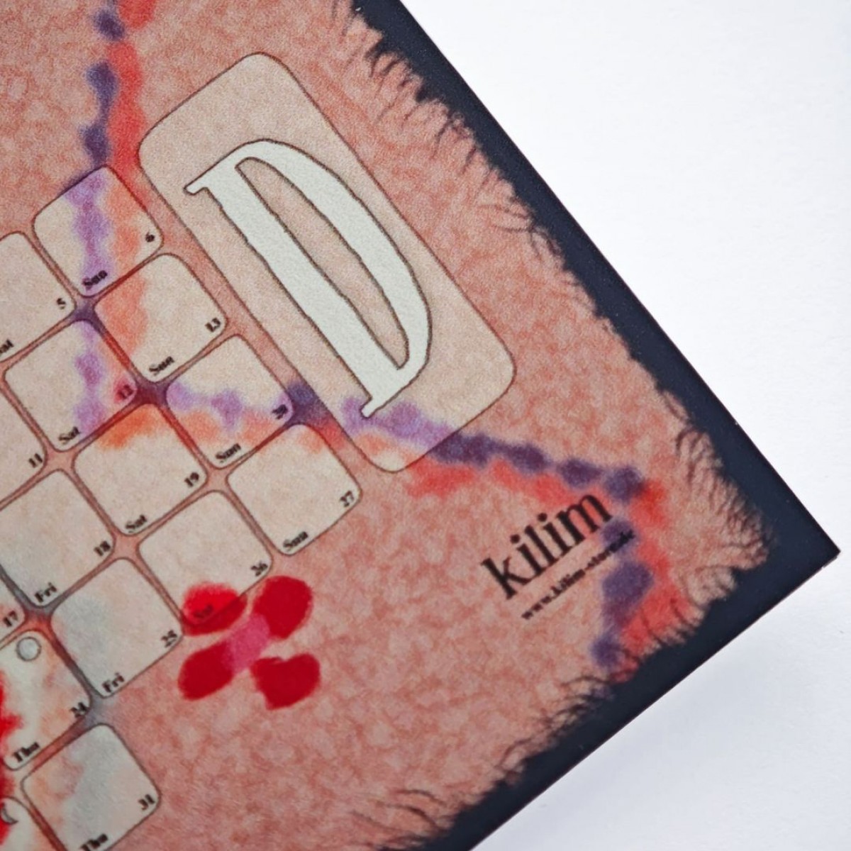 Fine Art Wandkalender 2026 Babouche pastellrosa / kilim