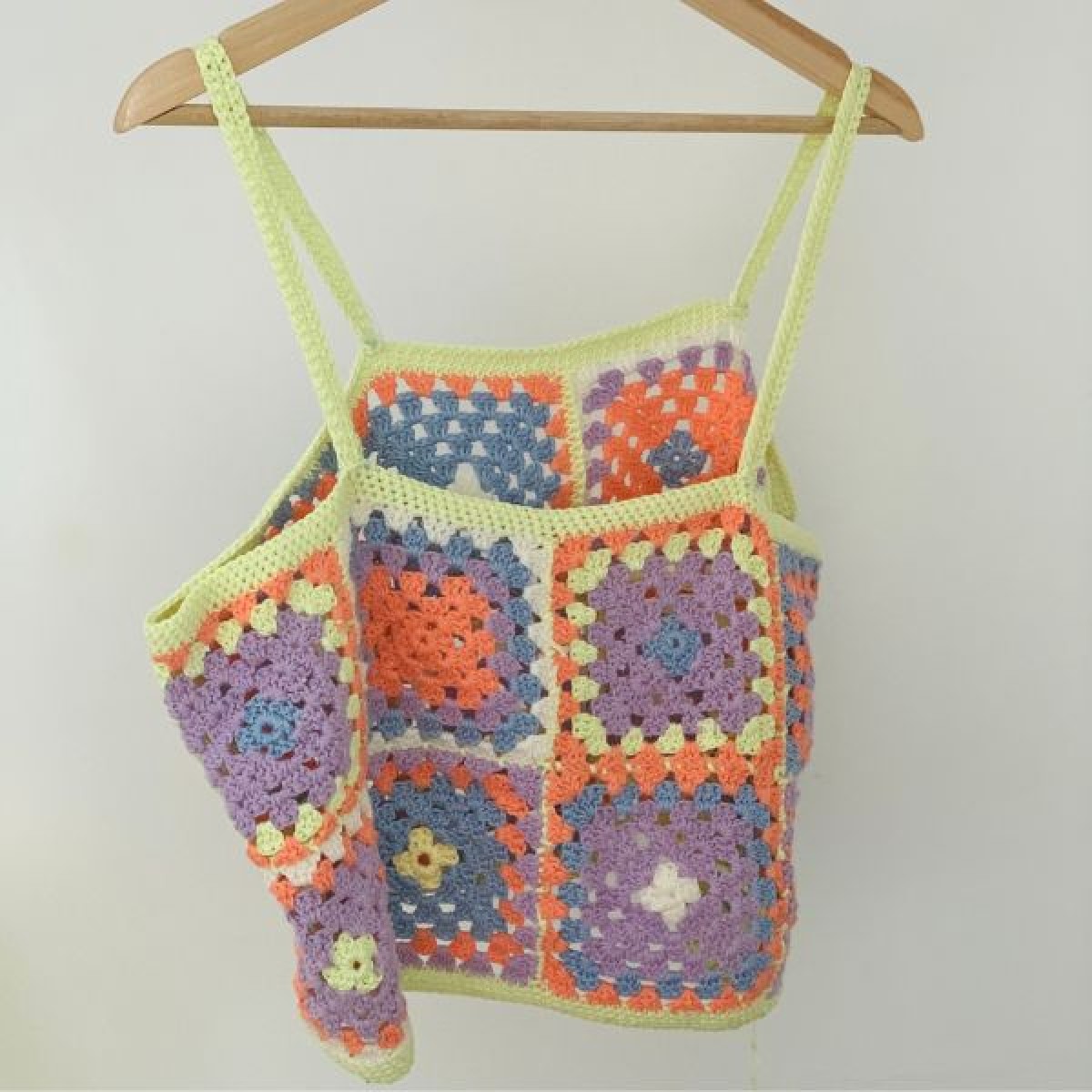 'Flowers' Handgemachtes Häkel-Top von crroco studio
 