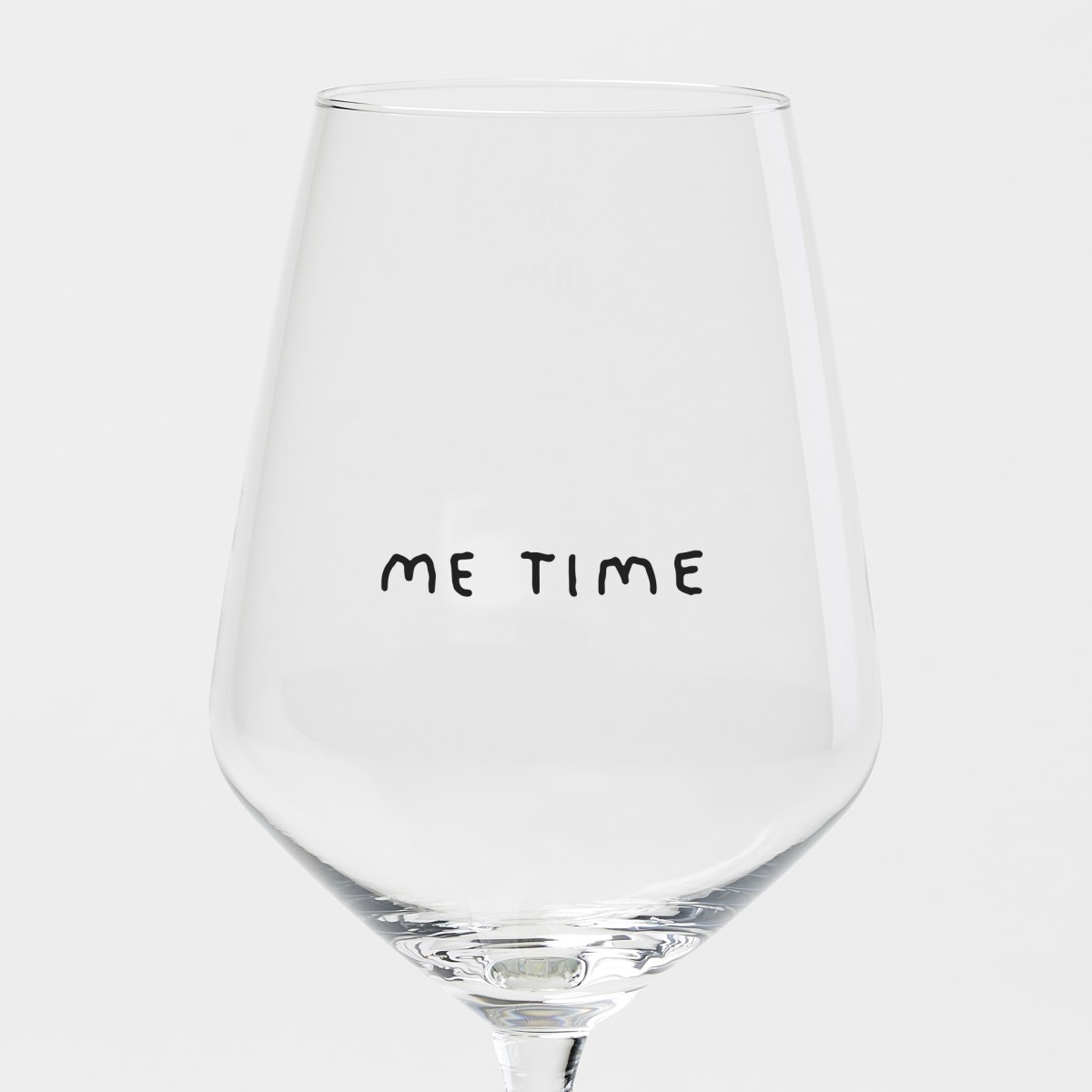 "Me Time" Weinglas by Johanna Schwarzer × selekkt