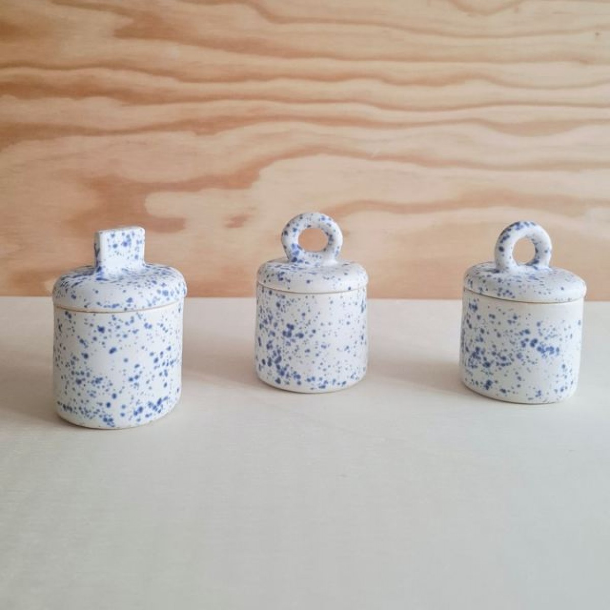 Skelini - Keramikdose handgemacht