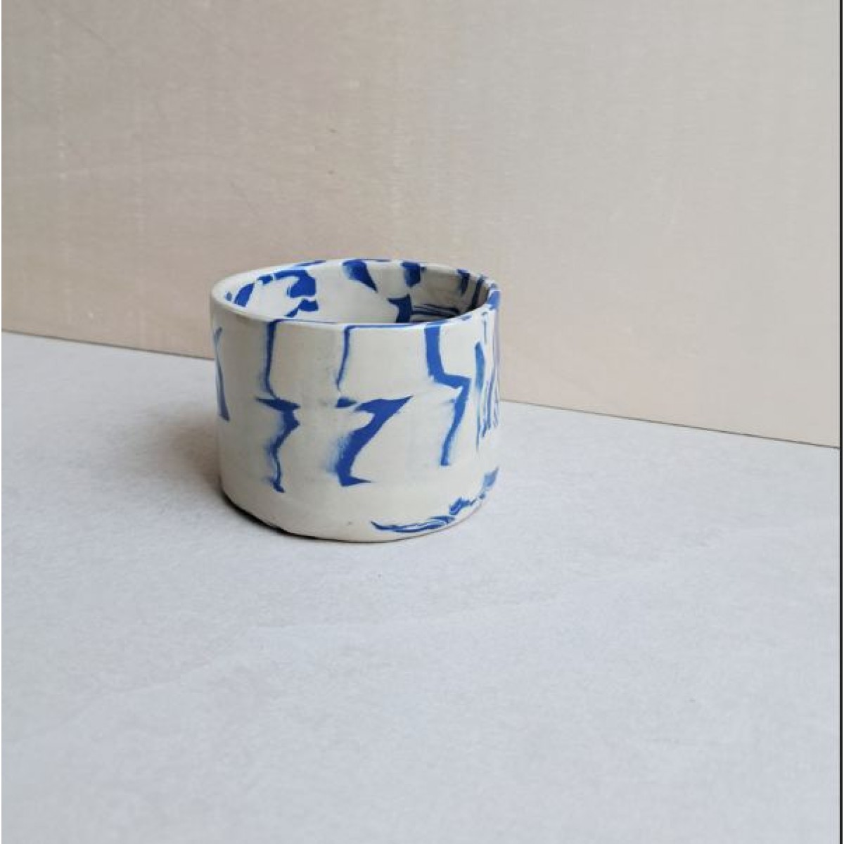 Skelini – Kaffeetasse aus Porzellan - blau-cremige