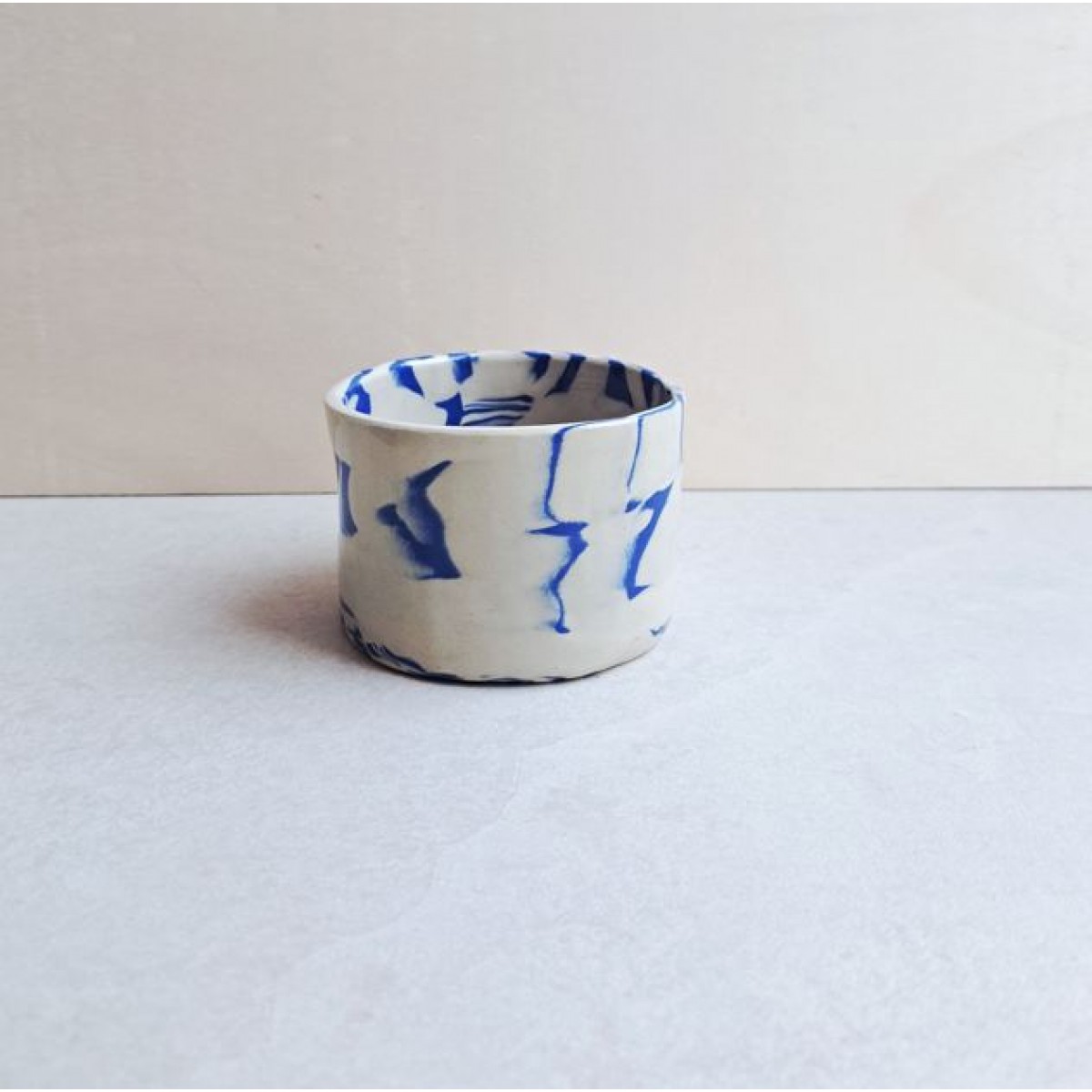 Skelini – Kaffeetasse aus Porzellan - blau-cremige