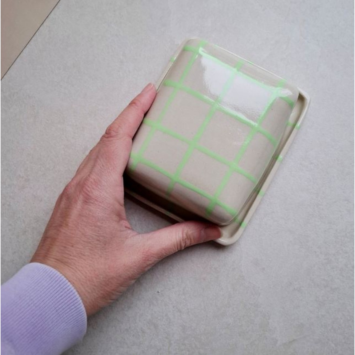 Skelini - Keramik Butterdose handgemacht grün