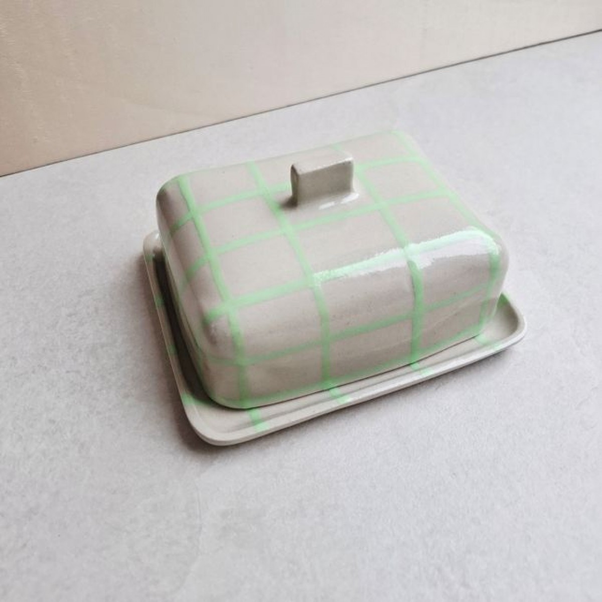 Skelini - Keramik Butterdose handgemacht grün