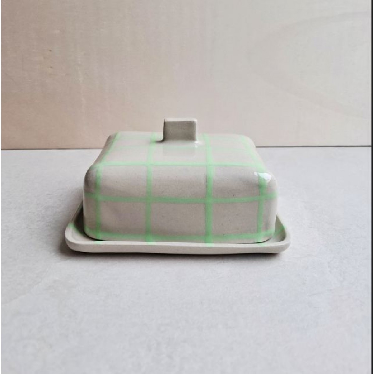 Skelini - Keramik Butterdose handgemacht grün