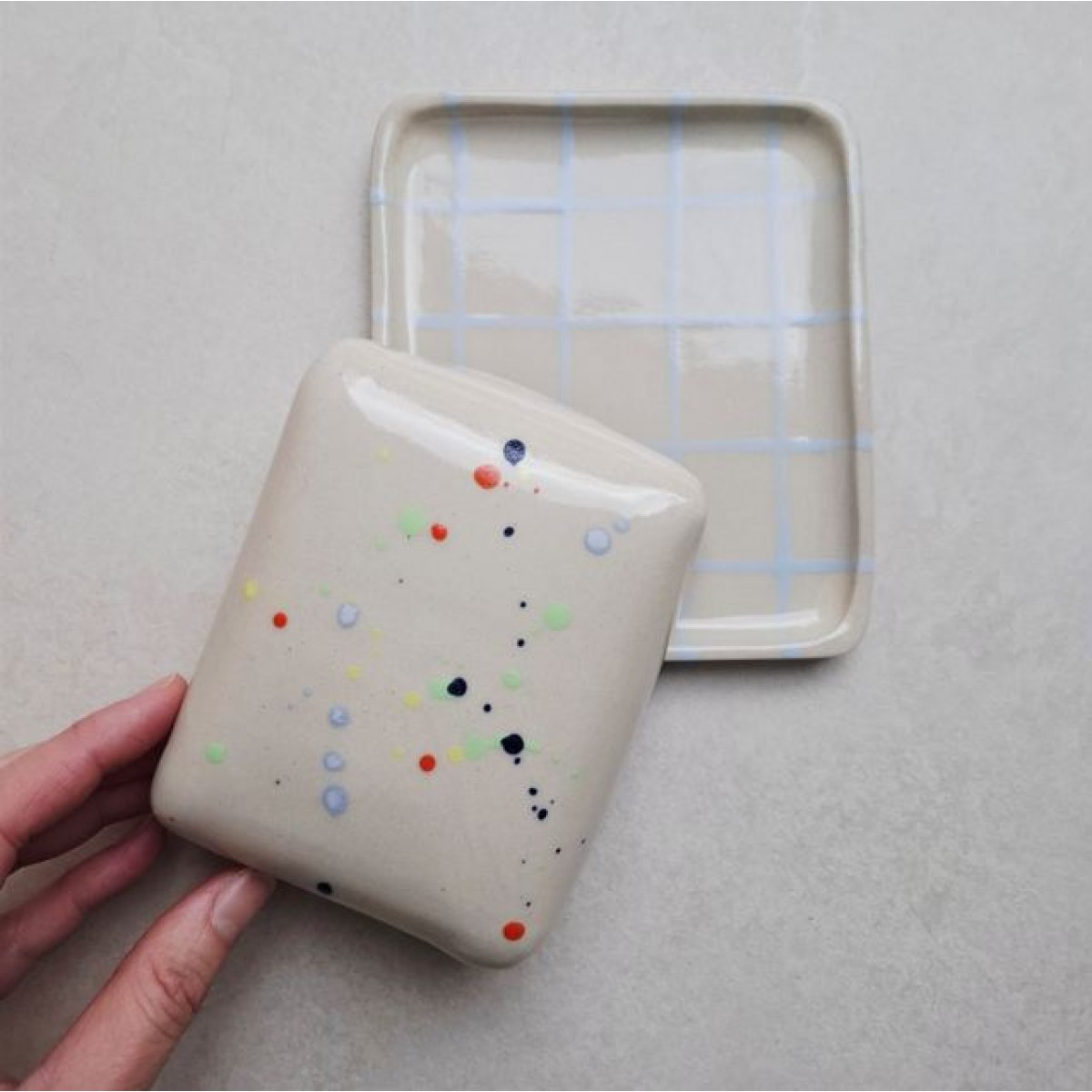 Skelini - Keramik Butterdose handgemacht bunt und dunkel blau