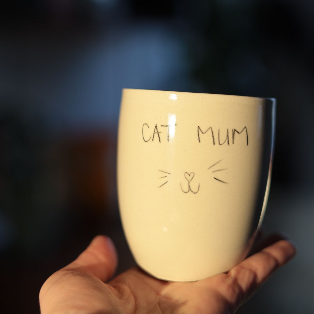 Cat Mum Keramikbecher handgemacht | 280 ml | Becher für Katzenliebhaber | Minimalistischer Handmade Mug