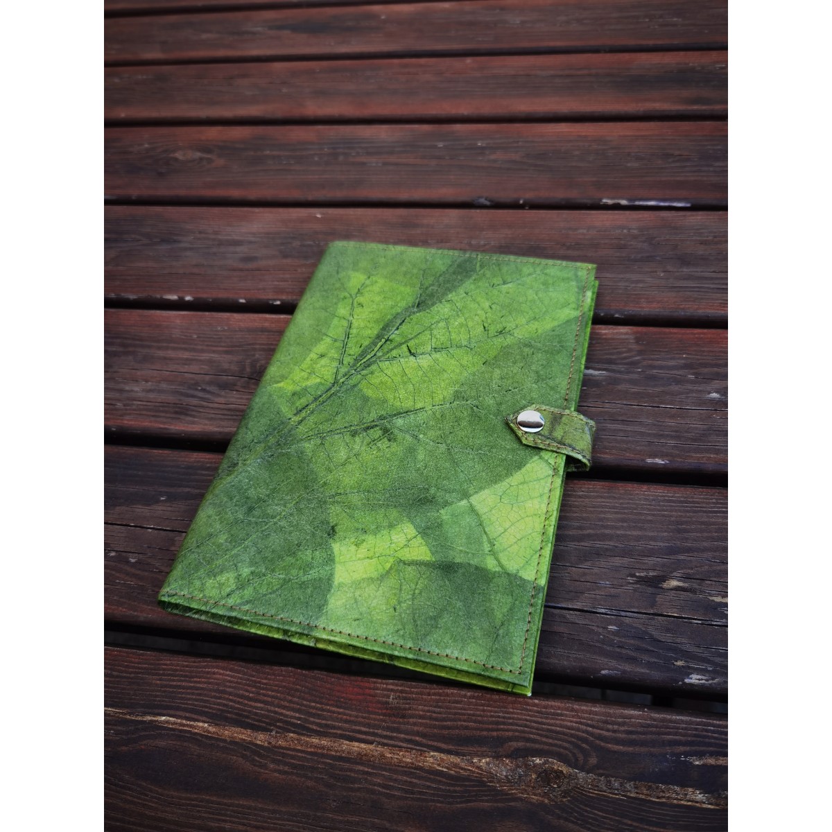 1 x Notizbuch A5 unliniert, Nachhaltiges Journal aus echten Blättern, Tagebuch Blanko, Eco Friendly Sketchbook in grün, Geschenk für Sie & Ihn