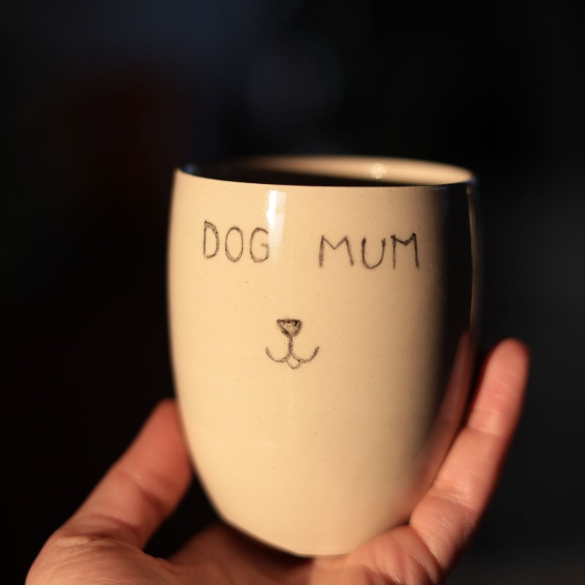 Dog Mum Keramikbecher handgemacht | 280 ml | Becher für Katzenliebhaber | Minimalistischer Handmade Mug