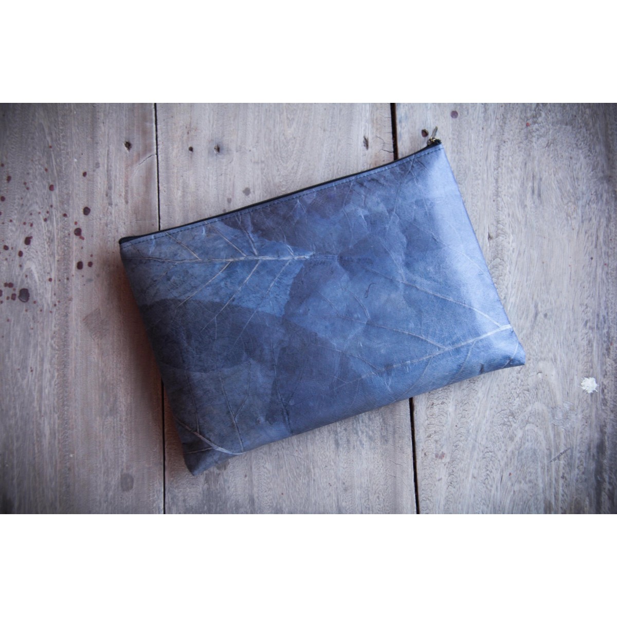 Laptop Hülle 15-16 Zoll aus echten Blättern, Vegane Laptoptasche Blattleder, Nachhaltiges Geschenk für MacBook, Handgemachtes Unikat - blau