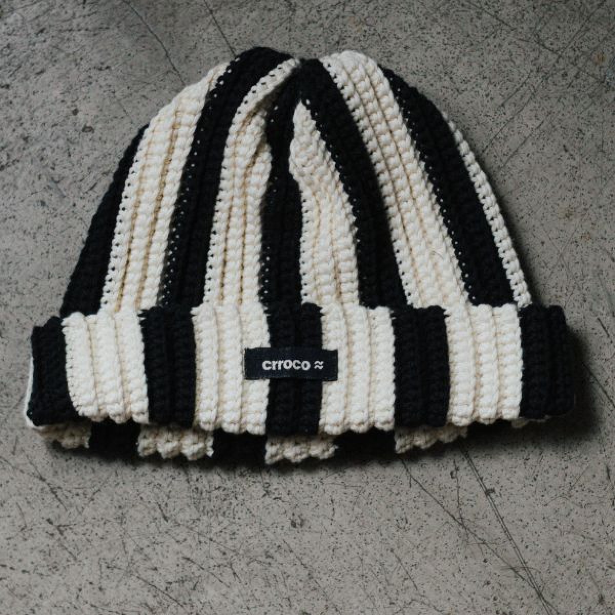 Two-Tone Beanie - bold & cozy - von crroco studio