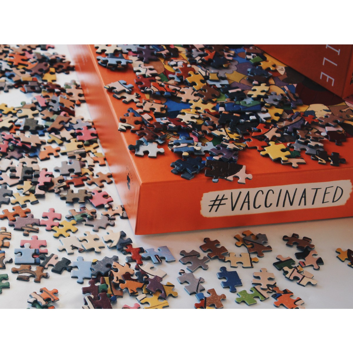 Das Puzzle Kollektiv - Puzzle #VACCINATED 1000 Teile