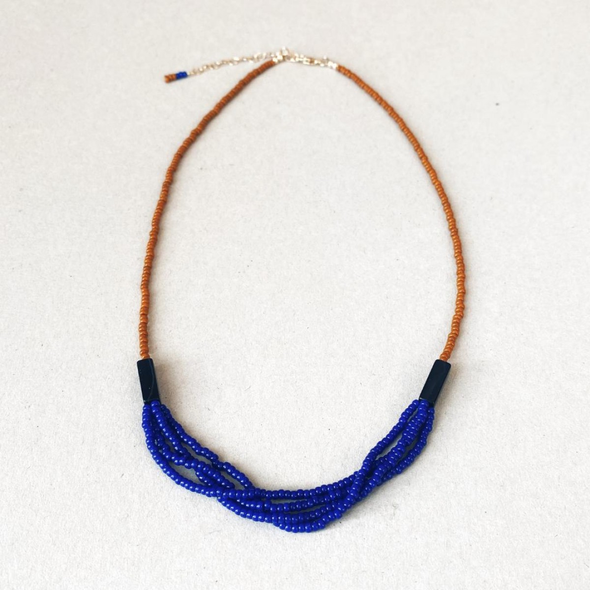IDA PING JEWELRY // COBALT BLUE Halskette aus Miyuki Glasperlen und Onyx