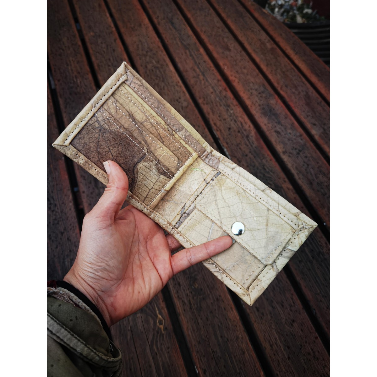 Portemonnaie aus laminierten Blättern in grün, 1-fach gefaltet - natur beige