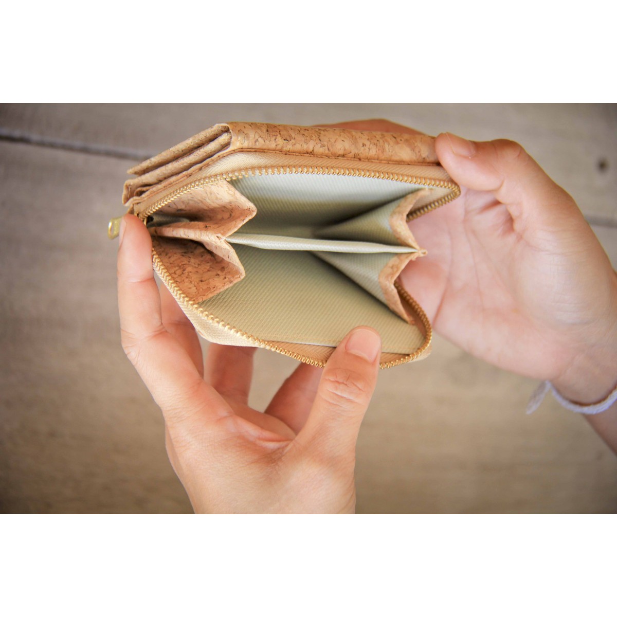 Handgefertigte dreifache Geldbörse, Portemonnaie aus Kork, einmalige Geschenke, Geldbeutel Damen/ Herren, Brieftasche mit Kartenfächern