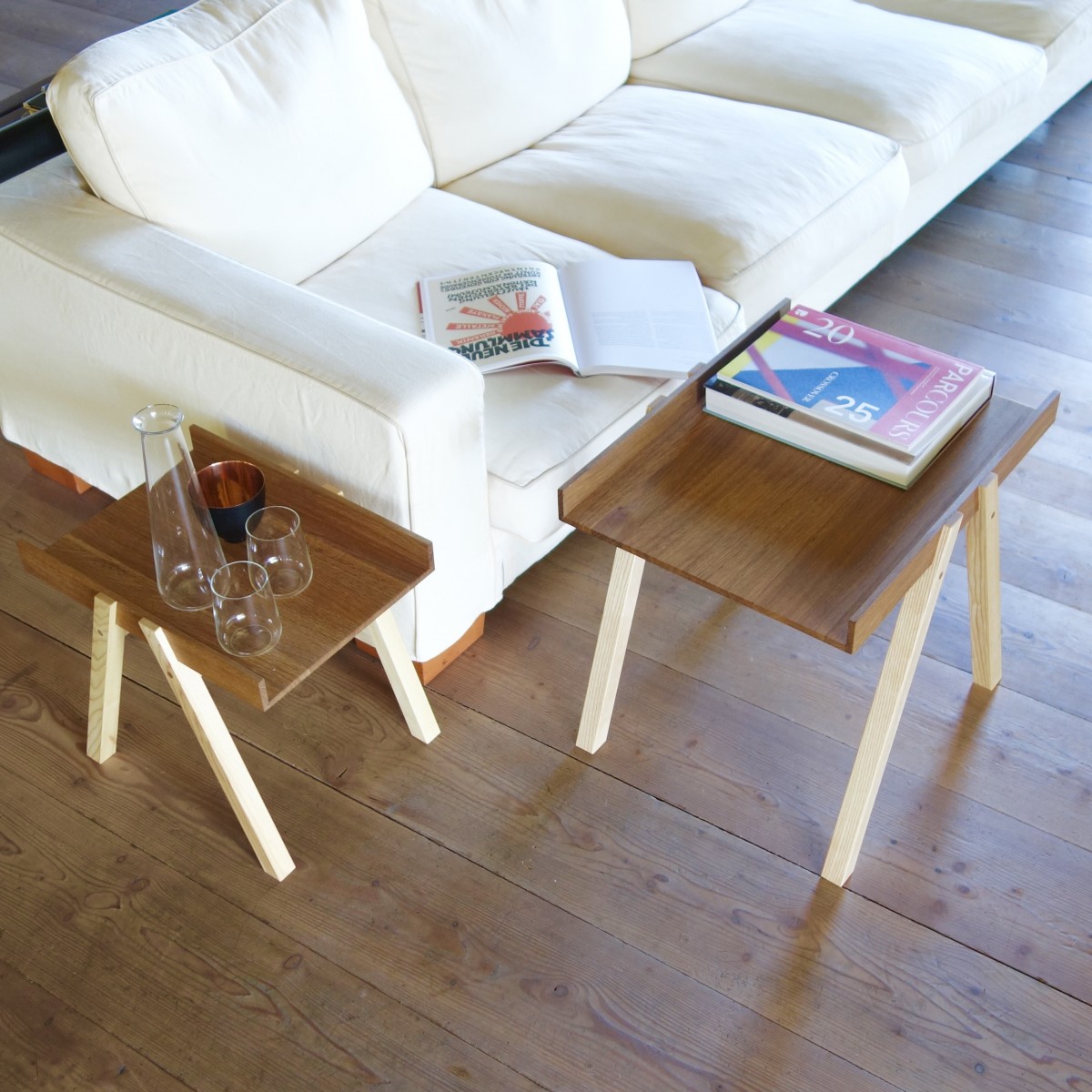 Tablett-Tische als Paar