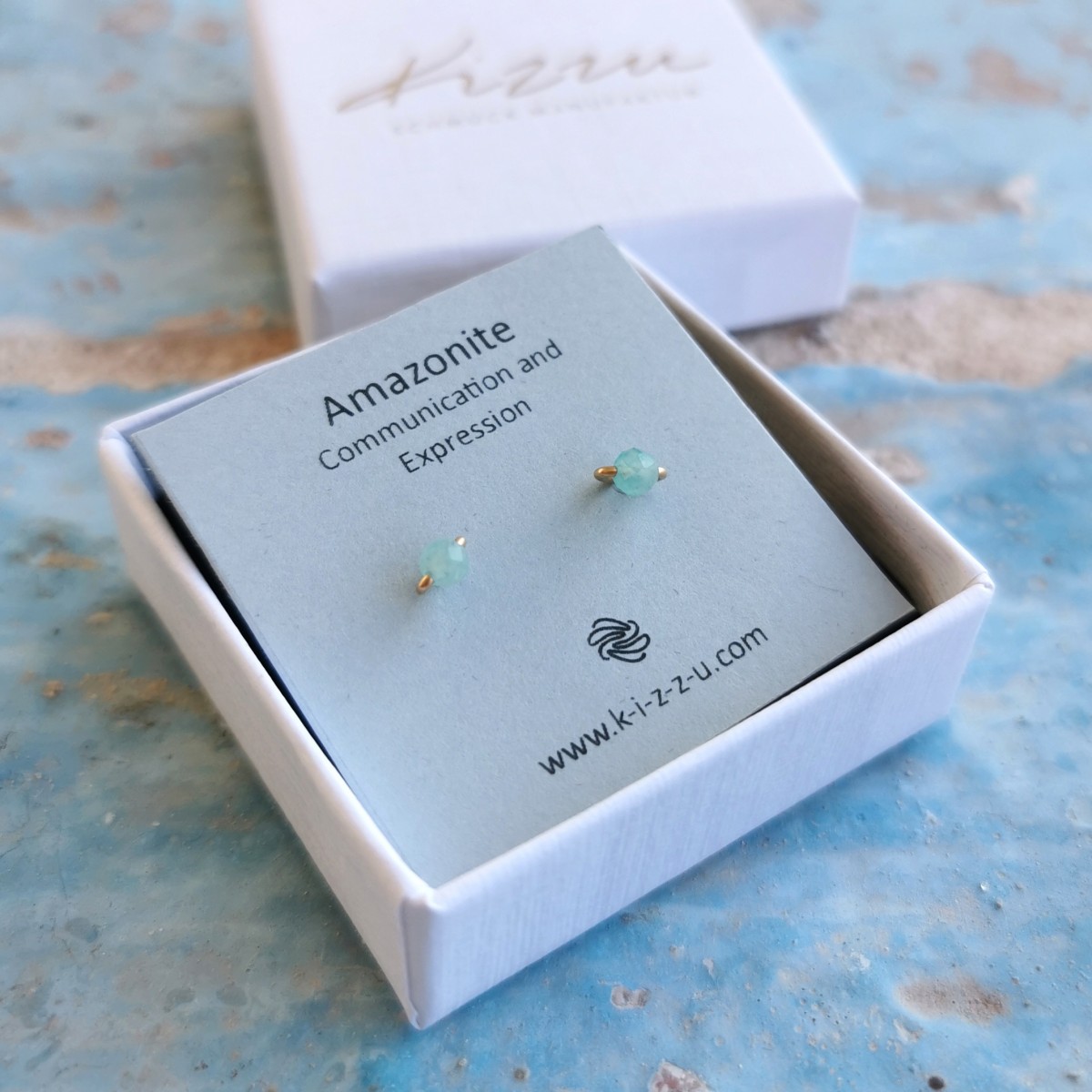 Zarte Amazonit-Ohrstecker • Sterling Silber / Gold Filled / Roségold • Minimalistisches Design, nachhaltig handgefertigt • Weihnachtsgeschenk mit Bedeutung