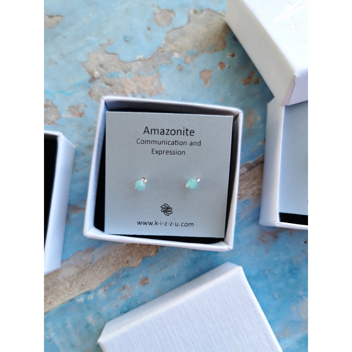 Zarte Amazonit-Ohrstecker • Sterling Silber / Gold Filled / Roségold • Minimalistisches Design, nachhaltig handgefertigt • Weihnachtsgeschenk mit Bedeutung
