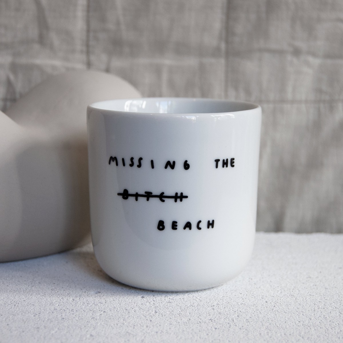 MISSING THE BEACH Becher – Johanna Schwarzer