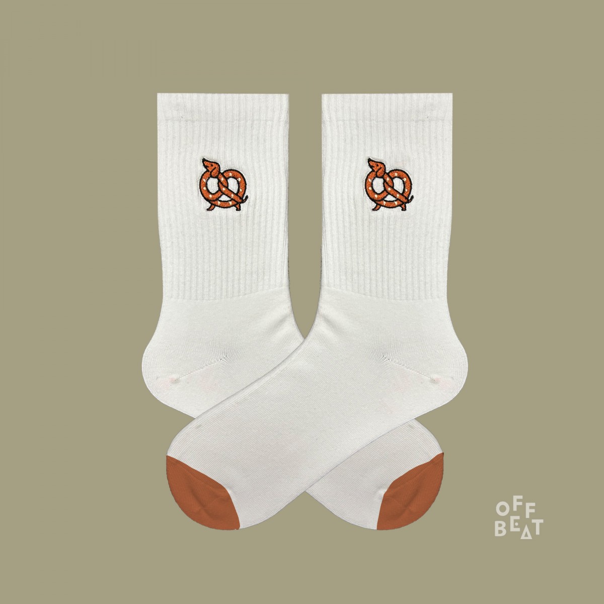Bestickt Brezel-Dackel Socken von Offbeat