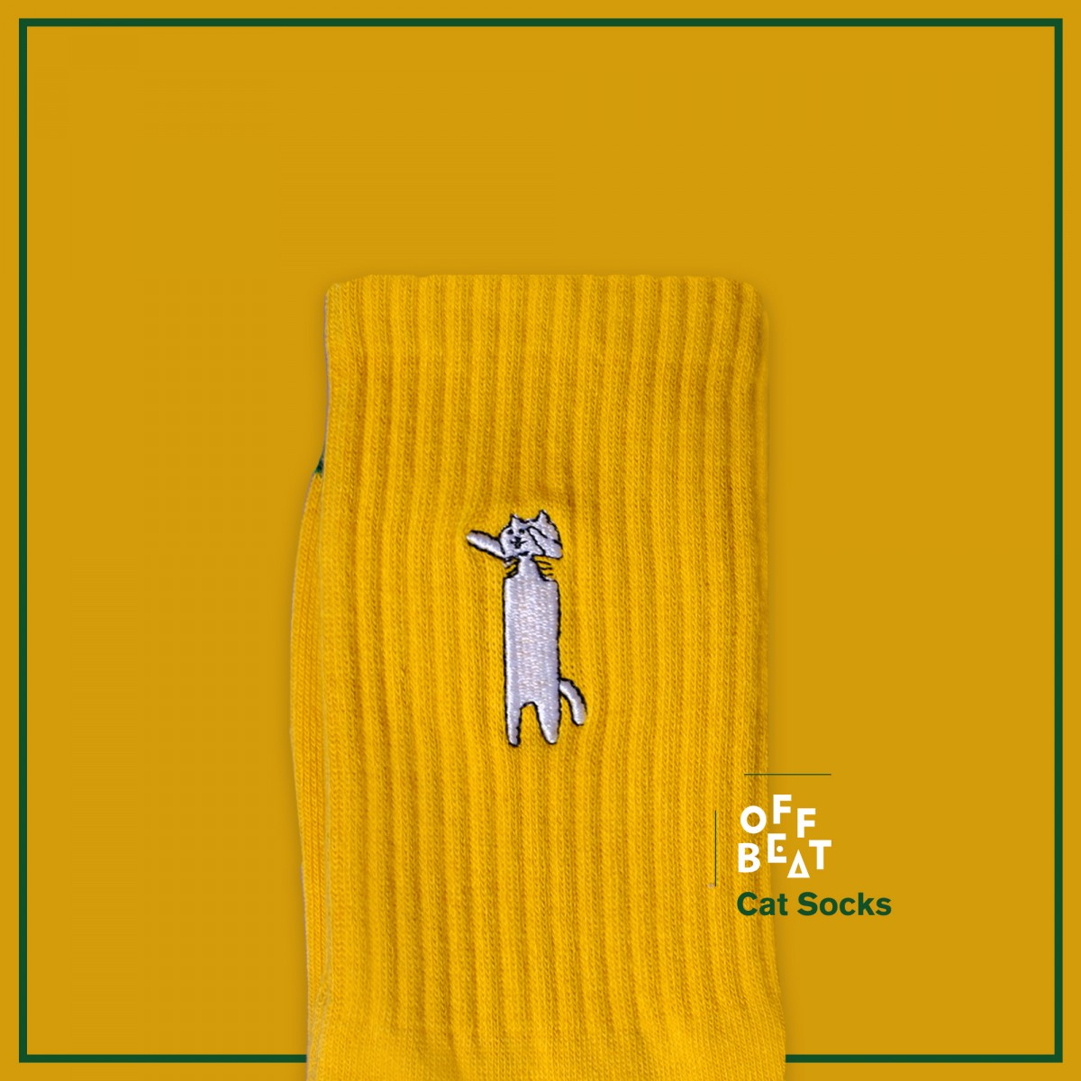 Gerippte mürrische Katze Socken von Offbeat
