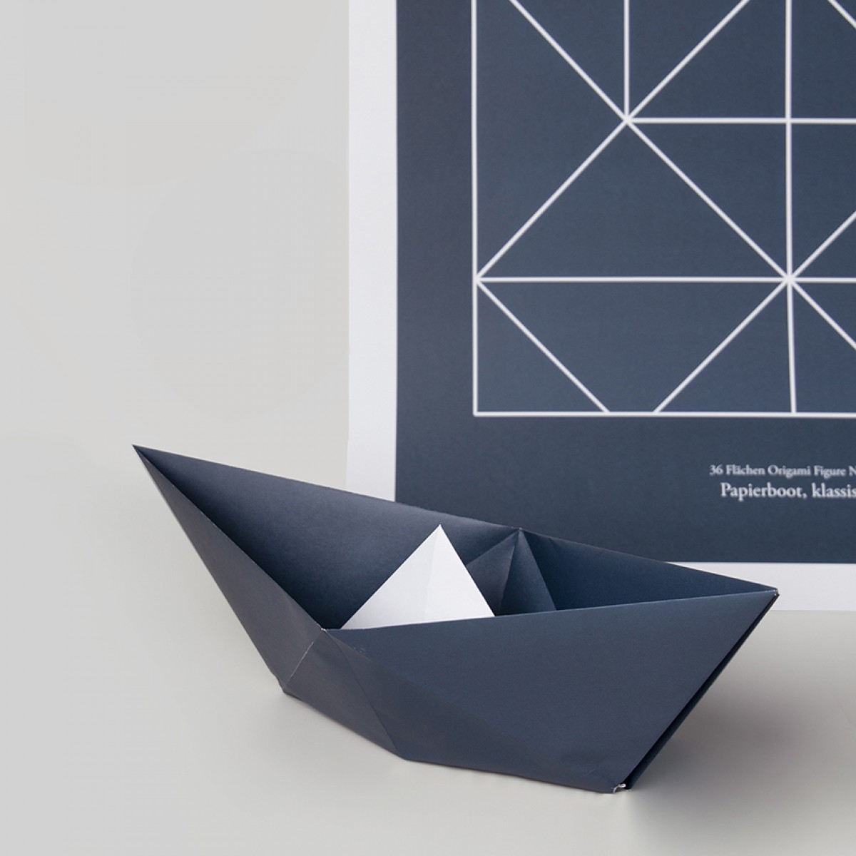 Origami Print Papieboot von Christina Pauls