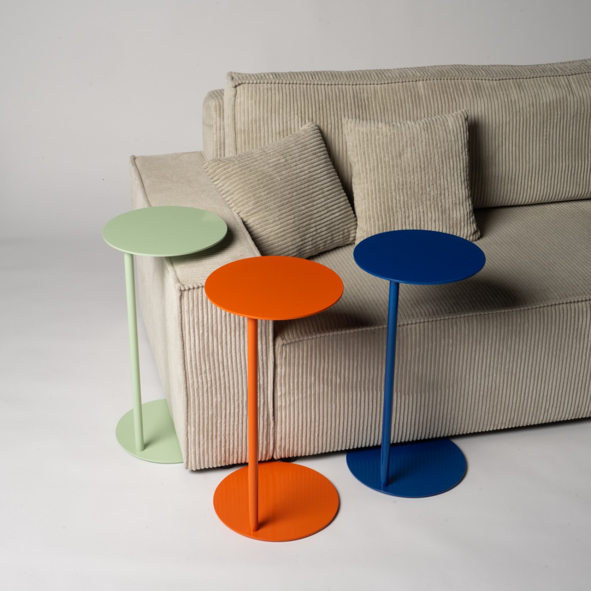 Einig Studio - Beistelltisch Orange