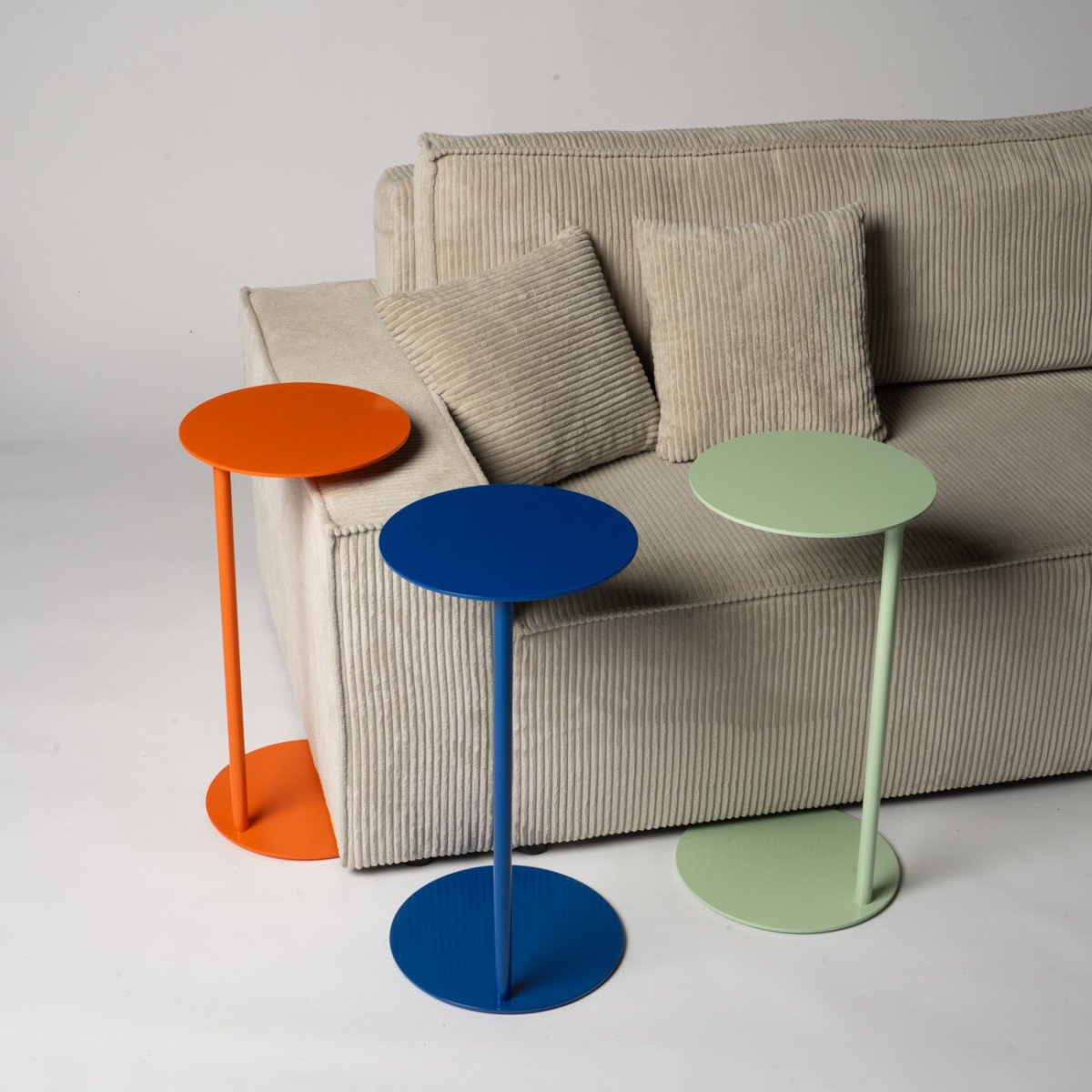 Einig Studio - Beistelltisch Blau