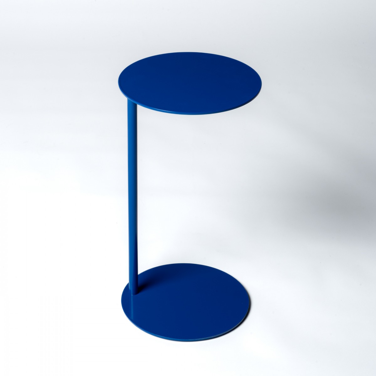 Einig Studio - Beistelltisch Blau