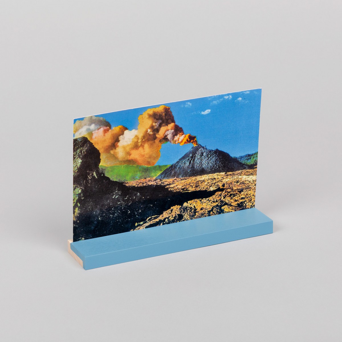 LOOP Postkarten und Fotohalter
Pastellblau / Ahornholz - Corteccia