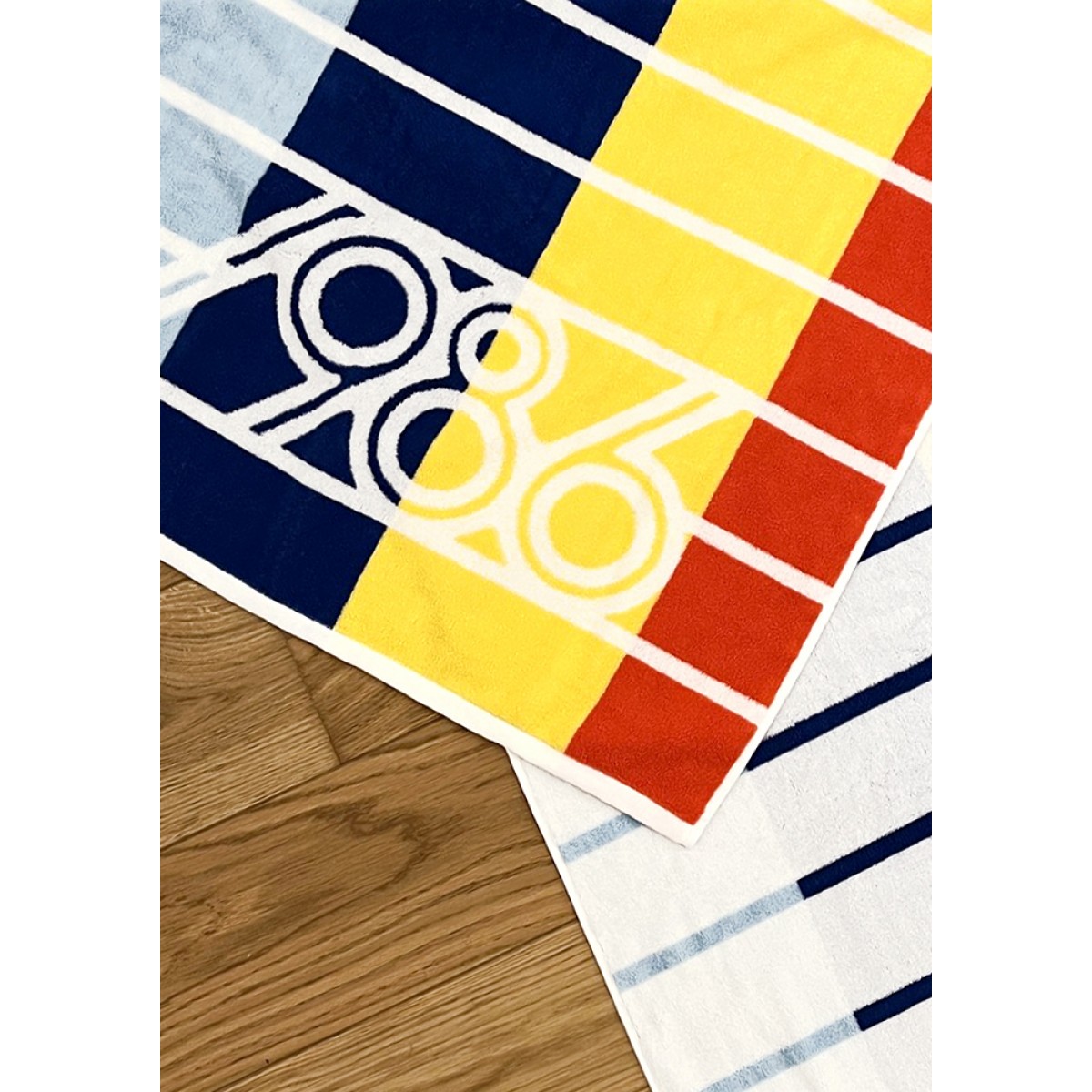 Haus der Riso - Strandtuch 1986 - Jacquard Yarn Dyed