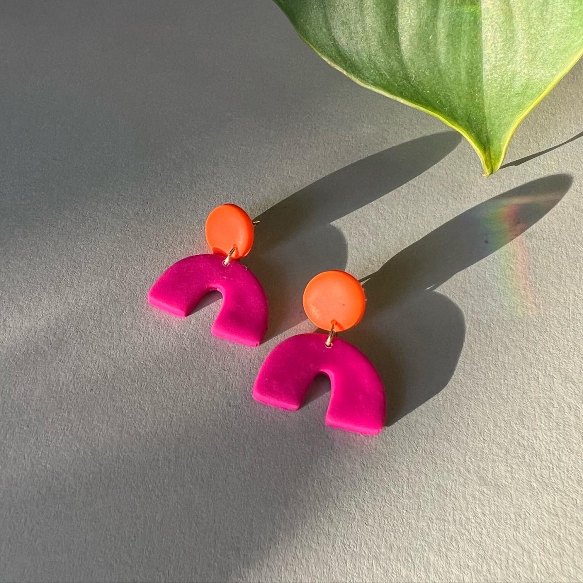 Salut Julie • Polymerton Ohrring 'orange x pink minis'