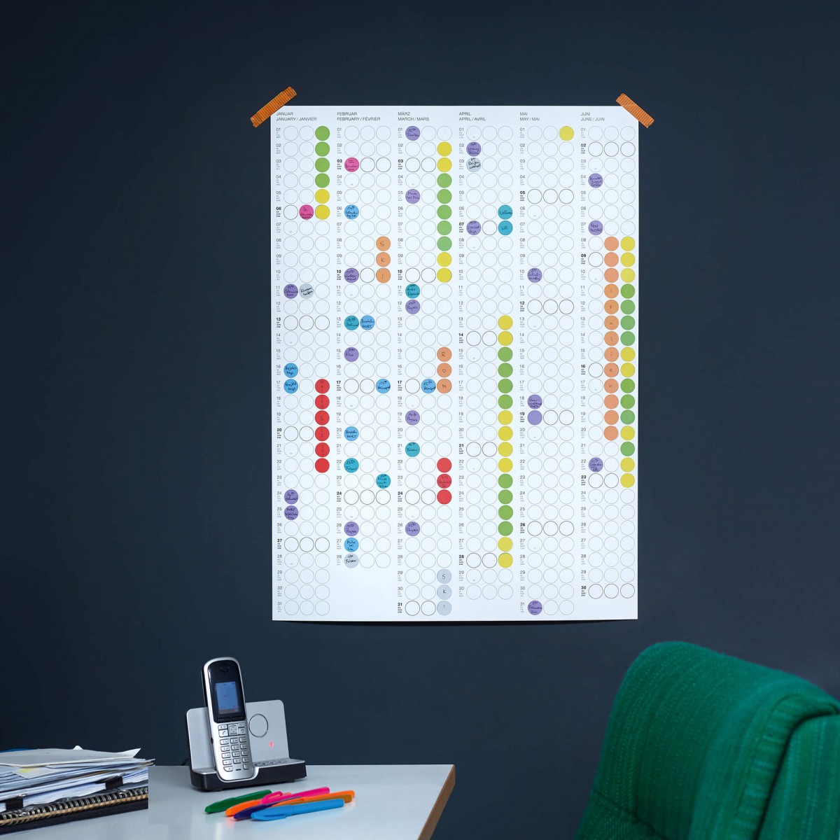 dot on half rainbow · Halbjahresplaner 2027 mit Klebepunkten · 50x69 cm
