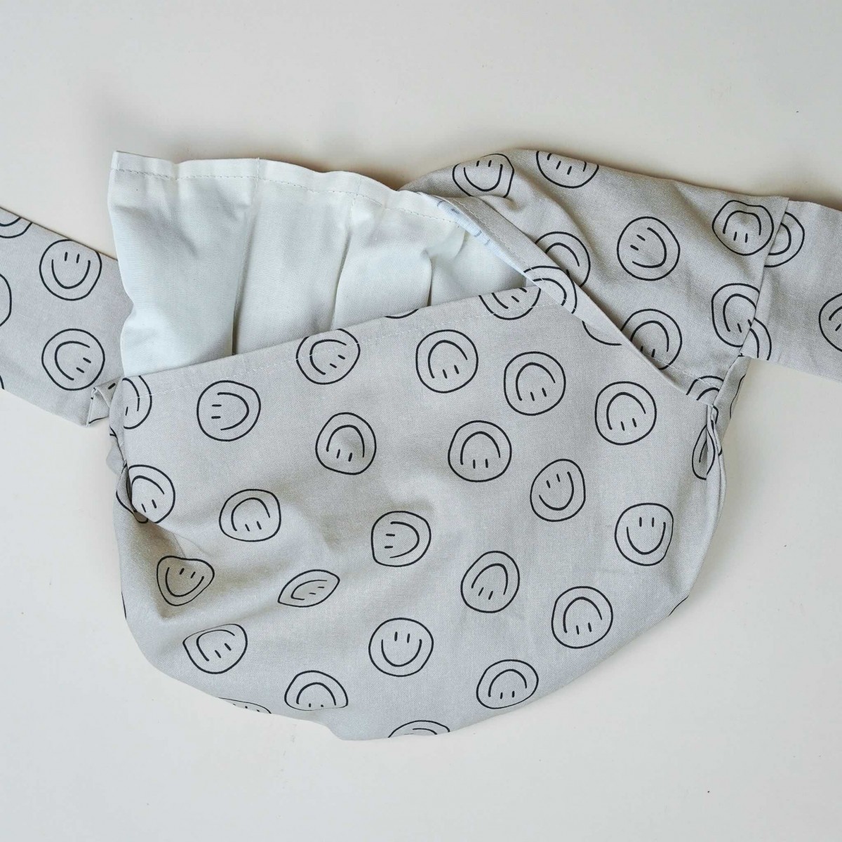 Körnerkissen zum Warm machen & umbinden am Bauch "Smiley" - Tochter von Walter