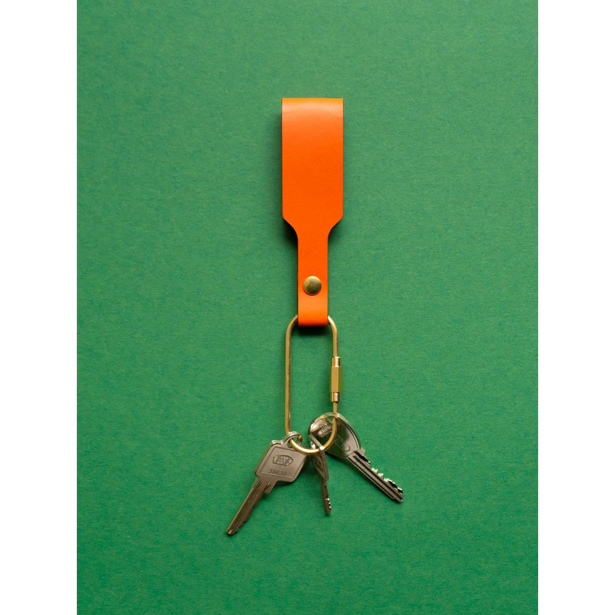 Schlüsselanhänger mit Karabiner – aus Premium Leder