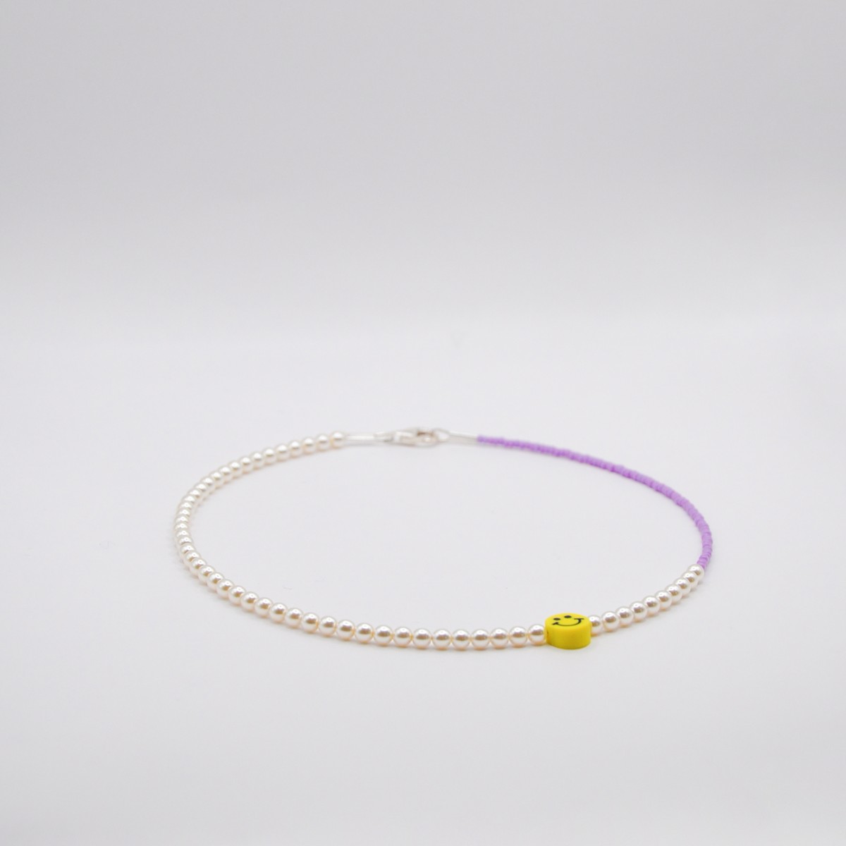 »Digging« Smiley-Kette in Violett von pinapina