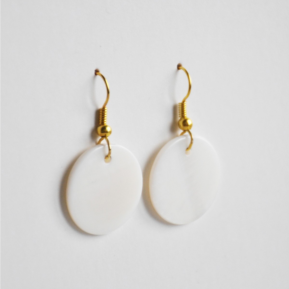 OHRRINGE goldener Perlmutttraum Ohrringe Perlmutt Muschel Scheiben goldfarbene Ohrhaken